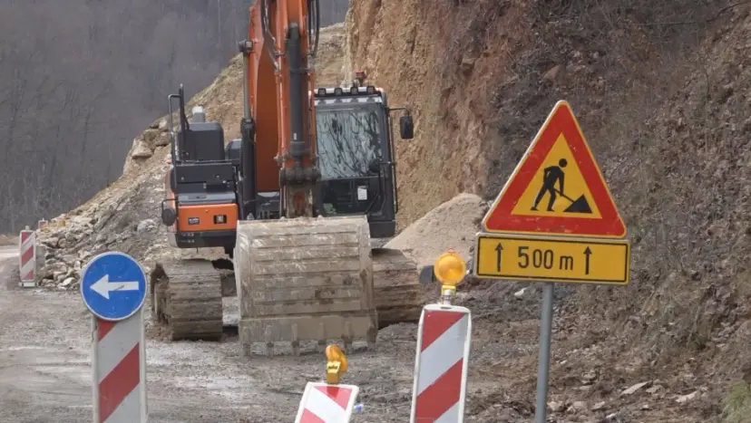 Vozači oprez, zbog radova važne saobraćajnice u prekidu: Zatvara se naplatna rampa Preljina, kreću velike izmene u saobraćaju – ovo su alternativni pravci