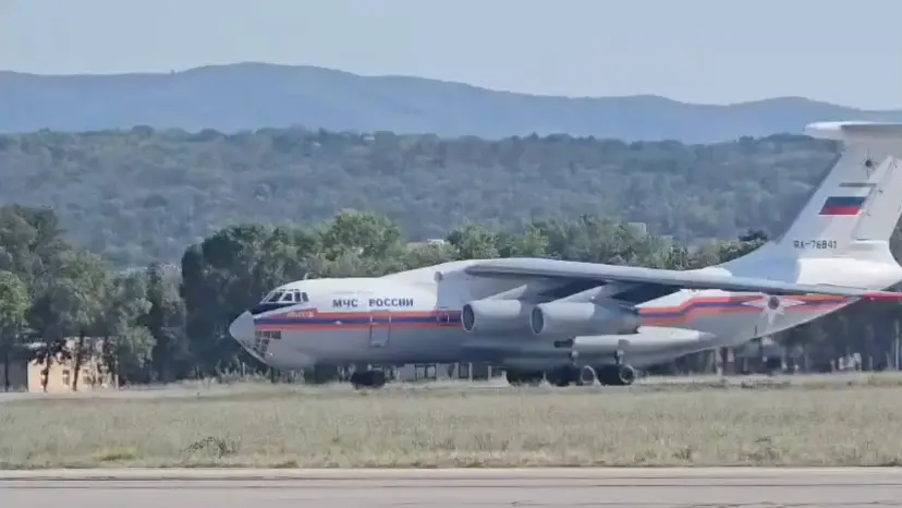 Ruski džin prvi put gasio vatrenu stihiju na Stolovima: Iljušin u četiri naleta izbacio 168 tona vode (FOTO)(VIDEO)