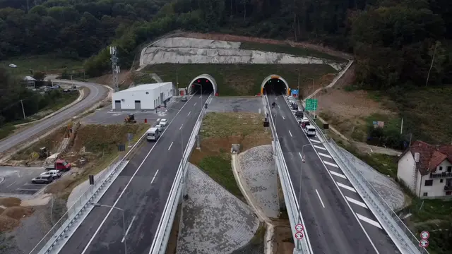 Autoput Miloš Veliki/ Foot: RINA