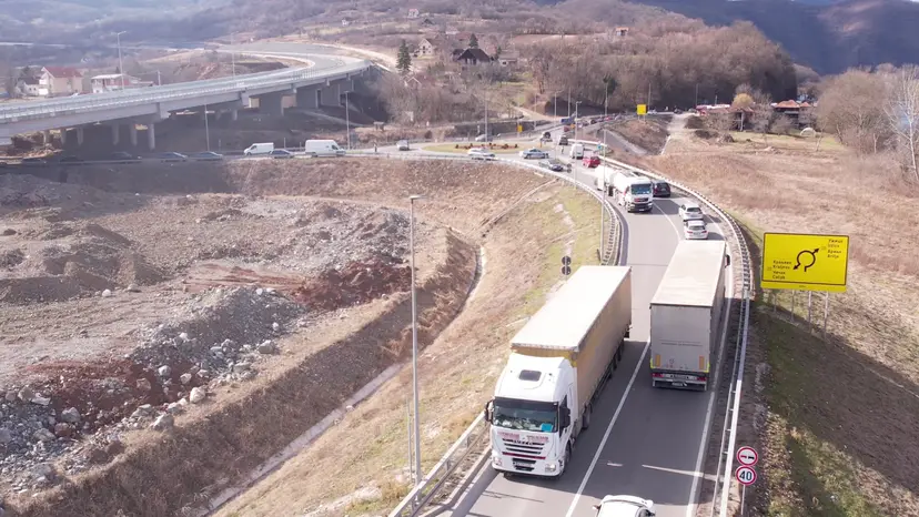 Vozači teretnjaka ovo morate da znate: Kolone kamiona na granicama, najkritičnije na Kelebiji gde se čeka 240 minuta