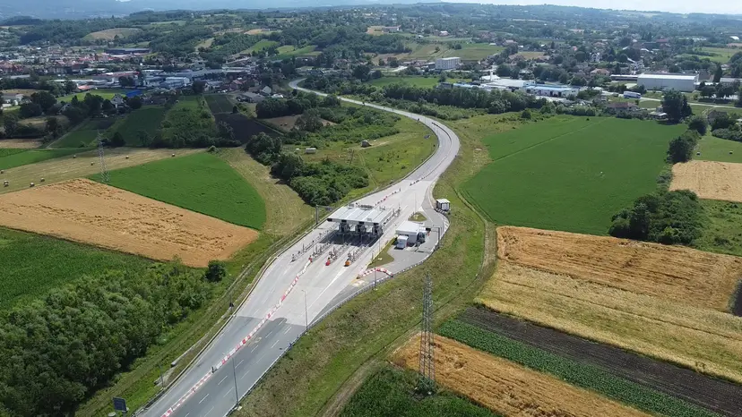 Petlja Preljina i dalje zatvorena za saobraćaj: Alternativa su petlje Takovo i Pakovraće, kod Sjenice saobraćaj se odvija otežano