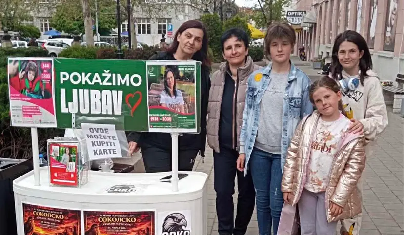 Tri sestrice koje su oduševile Srbiju ponovo pokazale da imaju veliko srce: Prodavale badnjake za ljubav pokojne mame, a sada su deo humane akcije