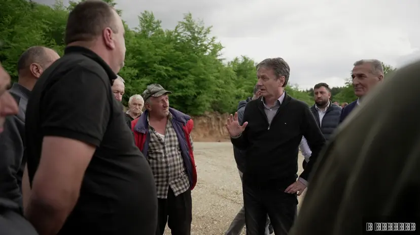 Ovo je sigurna baza za meštane sela kod Bajine Bašte: Izgrađen vatrogasni dom i asfaltiran put - sve što je ministar obećao, to je i ispunjeno (FOTO)(VIDEO)