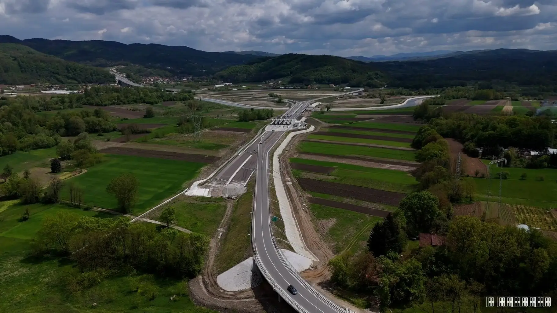 Vozači, oprez na auto-putu Miloš Veliki: Zbog izvođenja radova kod Ljiga saobraćaj se odvija samo preticajnom trakom