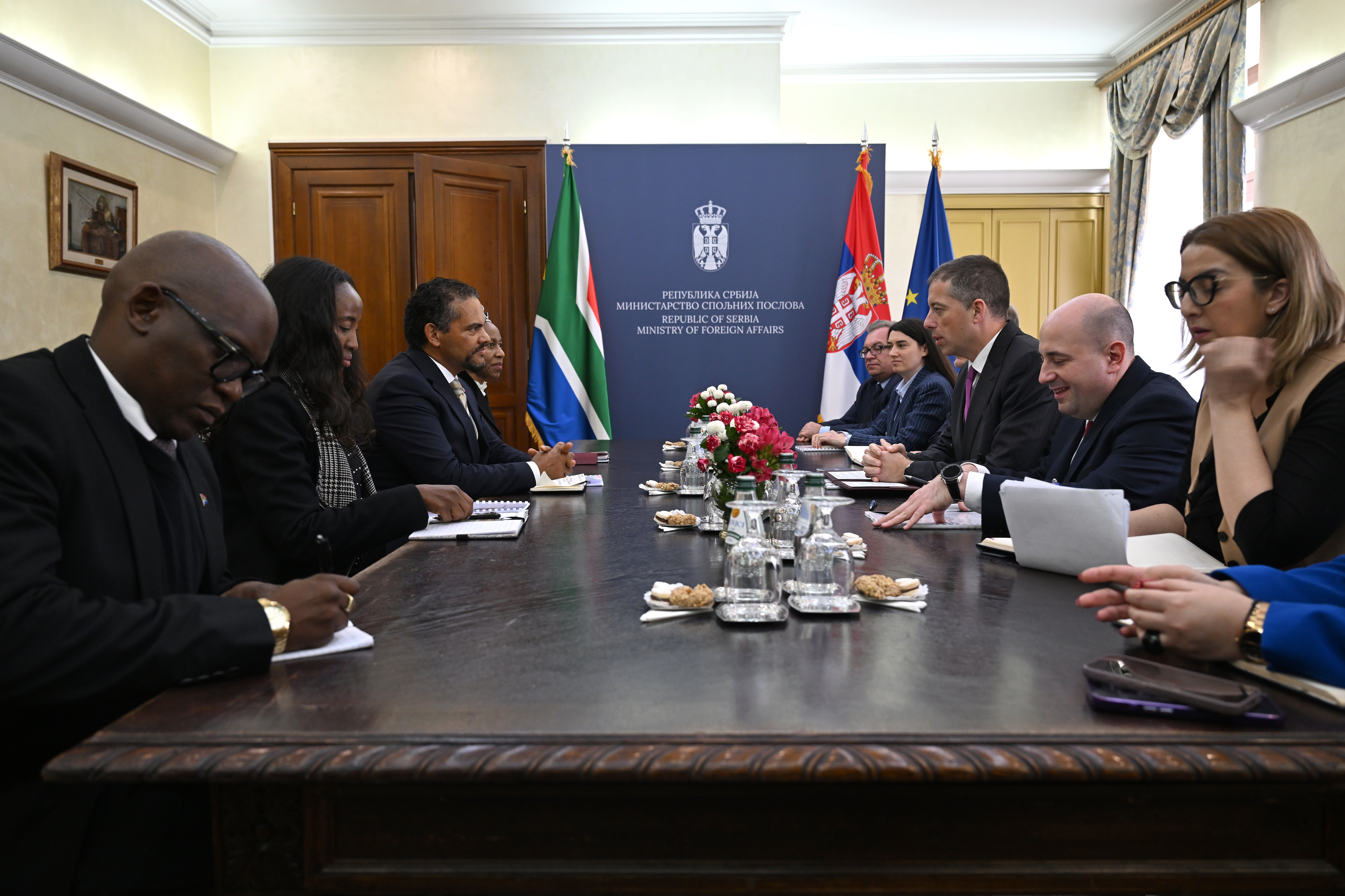 Đurić i Botes o jačanju političkog dijaloga i saradnje Srbije i Južne Afrike