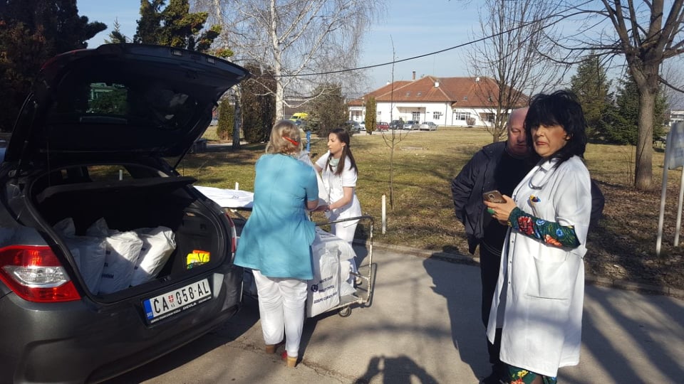 Болница у Чачку добила је нове постељине, фото: РИНА