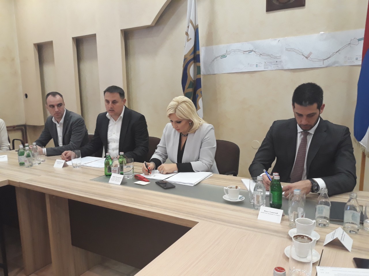 Уз реконструкцију пруге Београд – Бар, биће реновиране и локалне железничке станице