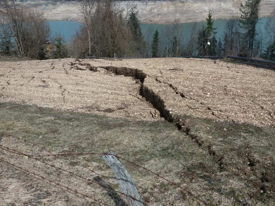 Покренуто клизиште у месту Заовине на Тари, фото: НП Тара