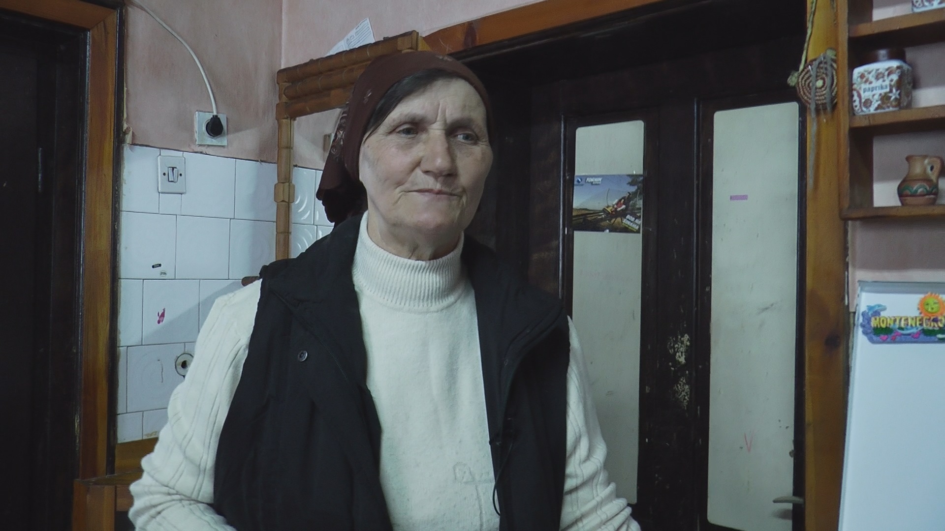 Бака Милојка пише песме за децу у осмој деценији живота/Фото: РИНА