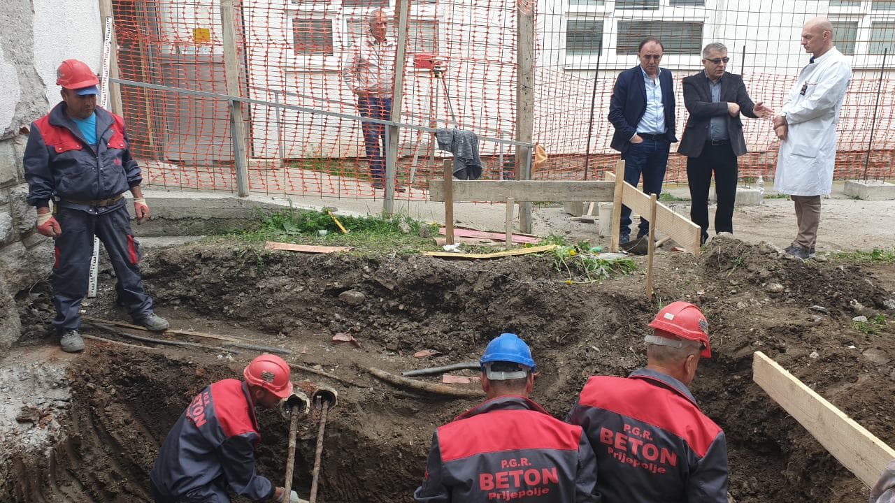 Почели радови на уградњи два лифта у Општој болници у Пријепољу / фото: РИНА