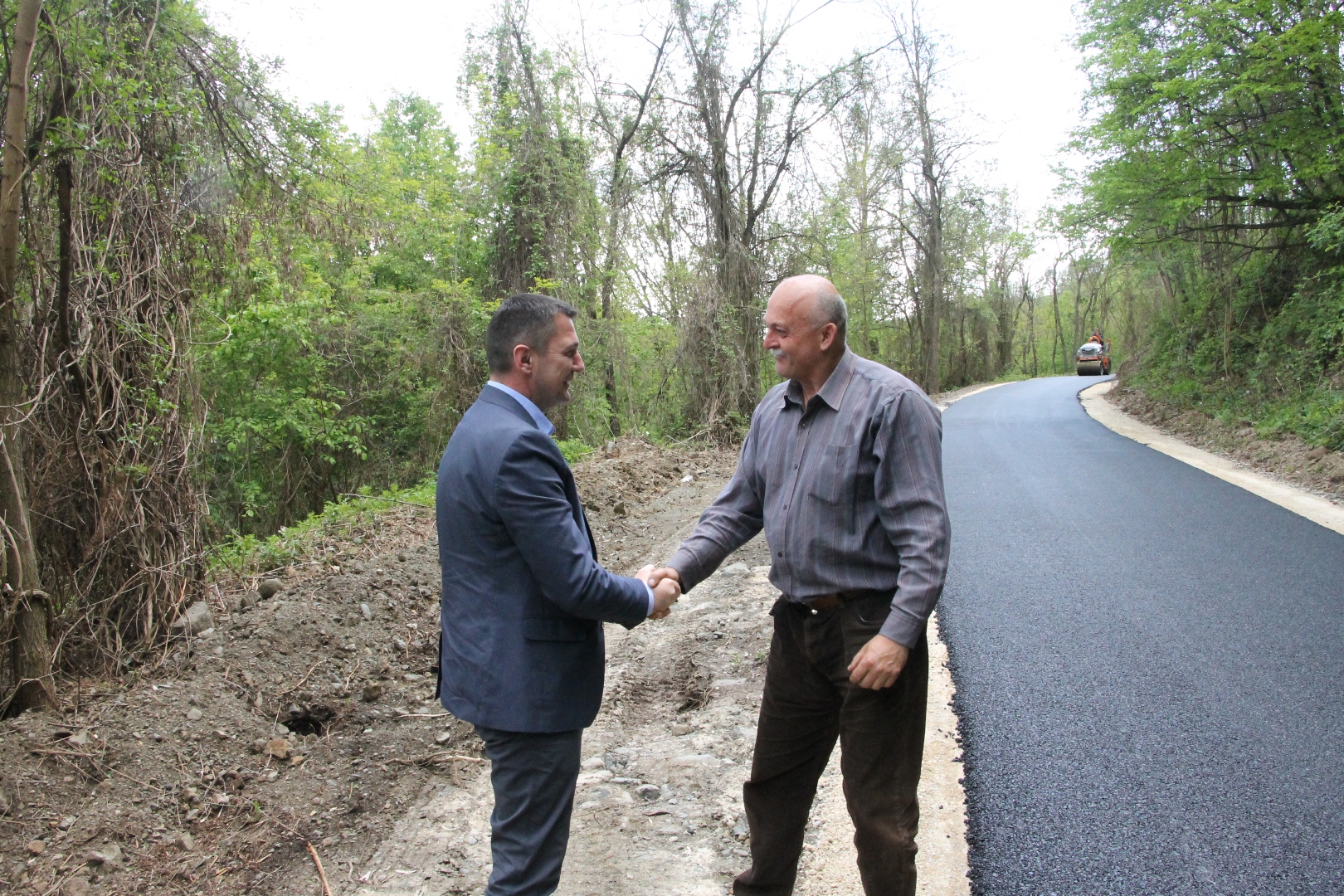Град и село спојило 1200 метара новог асфалта