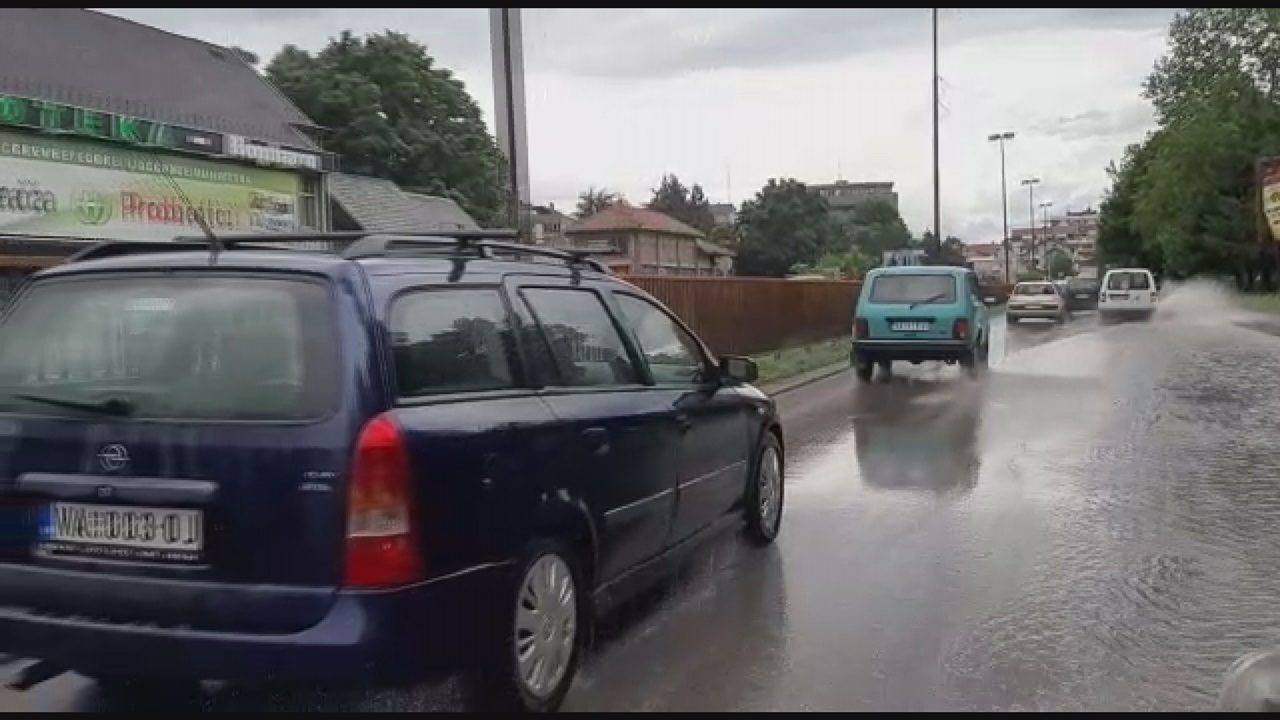 Потопљене улице у Ваљеву