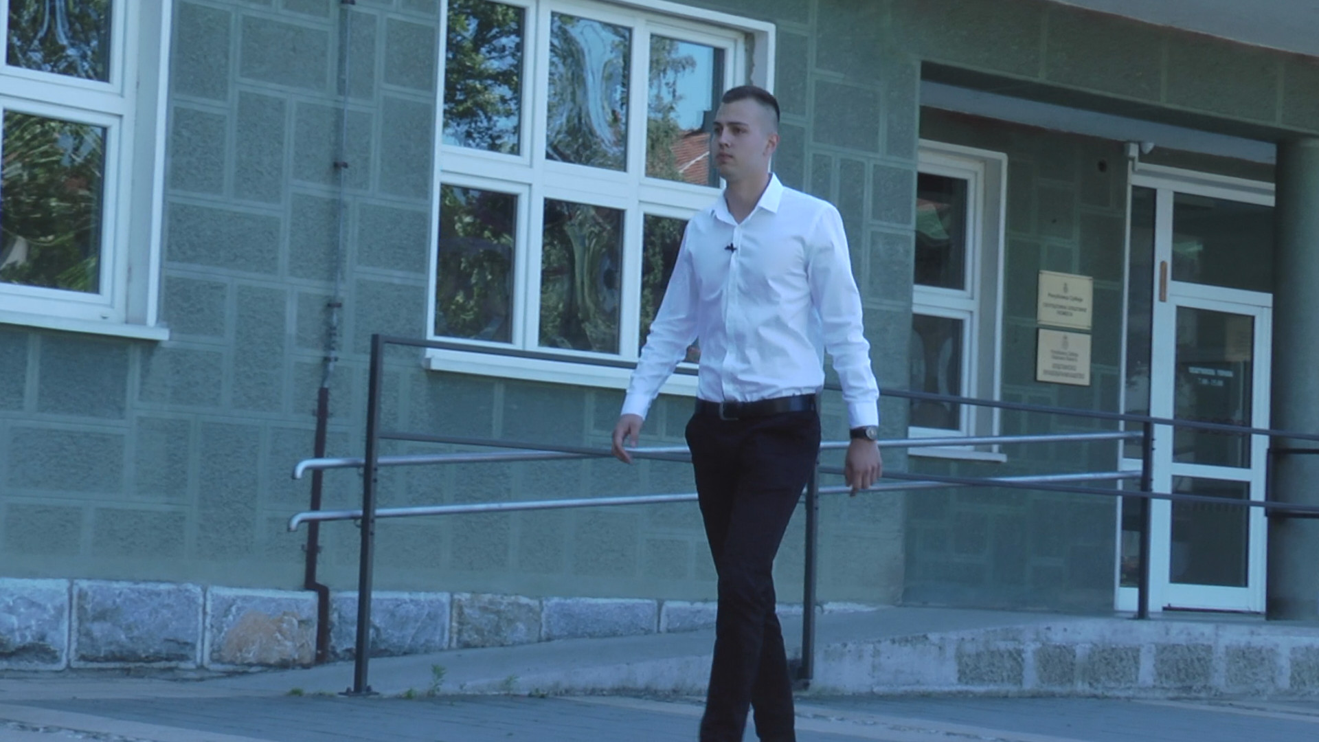 Он је најмлађи председник у Србији: У политику ушао са 20 година, спреман за све изазове ( ВИДЕО)