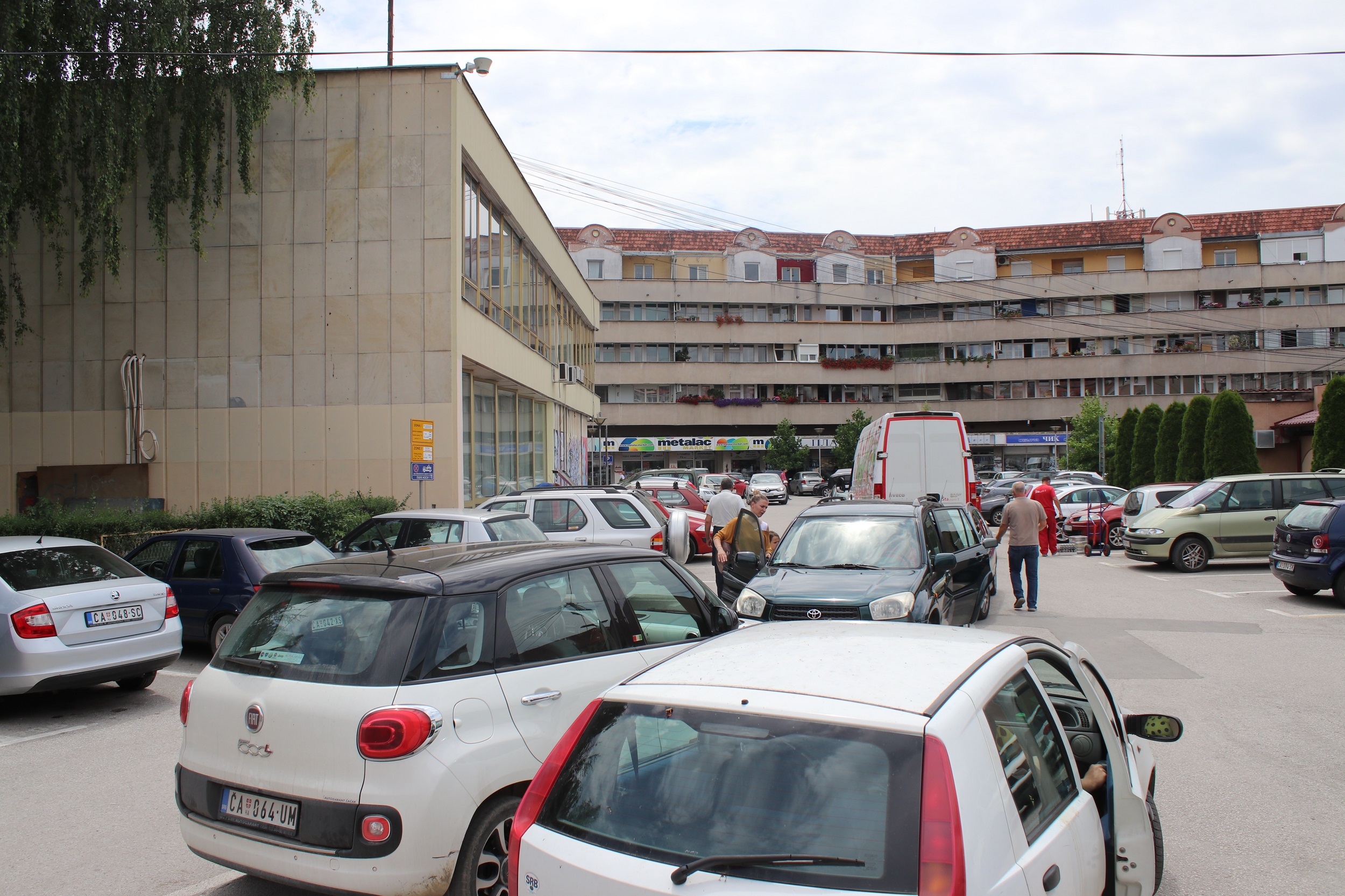 Чачак: за паркинг је потребна и срећа