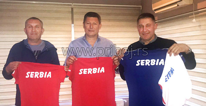 У град на Лиму стигла нова опрема за атлетичаре