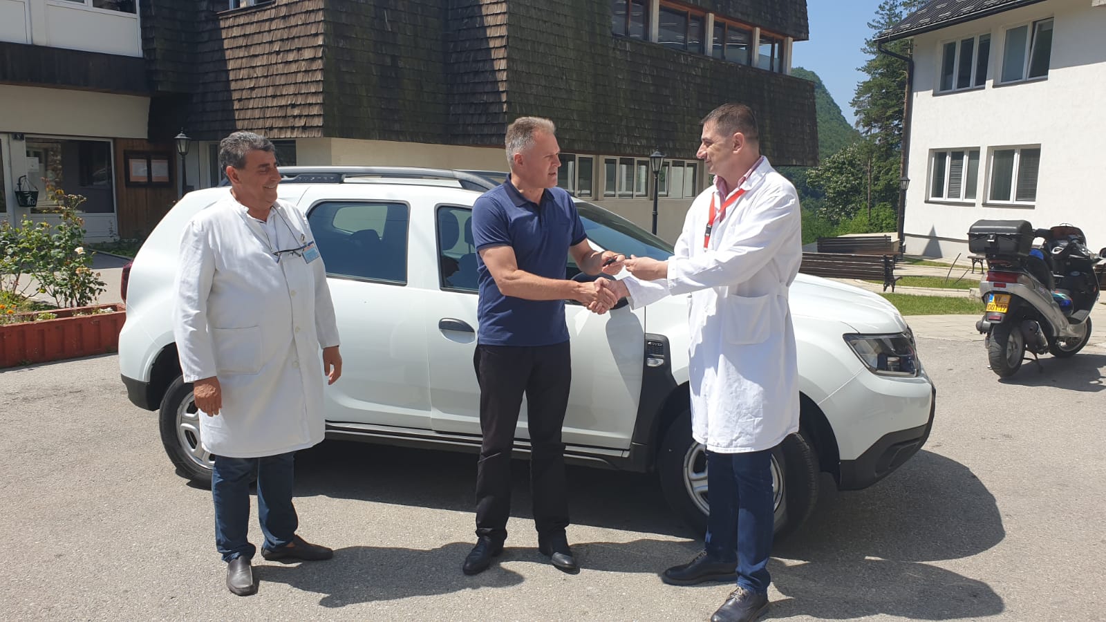 Нововарошки Дом здравља богатији за још једно теренско возило