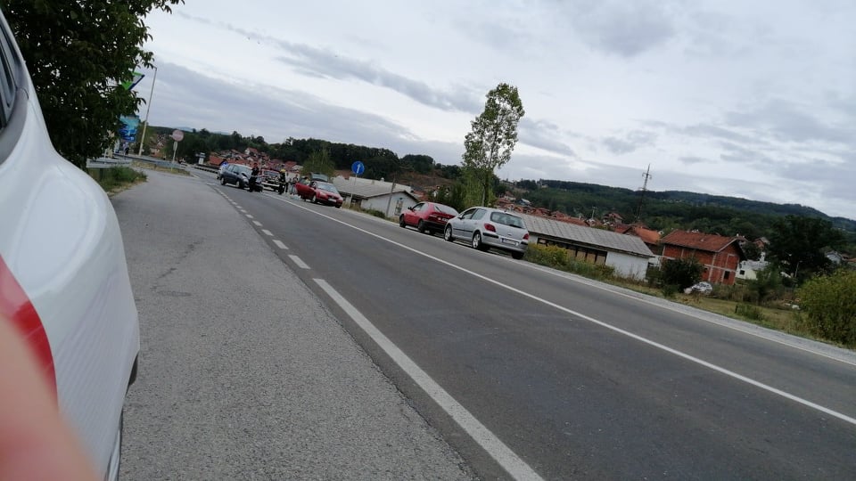 Судар код Горњег Милановца, троје повређених (ФОТО)