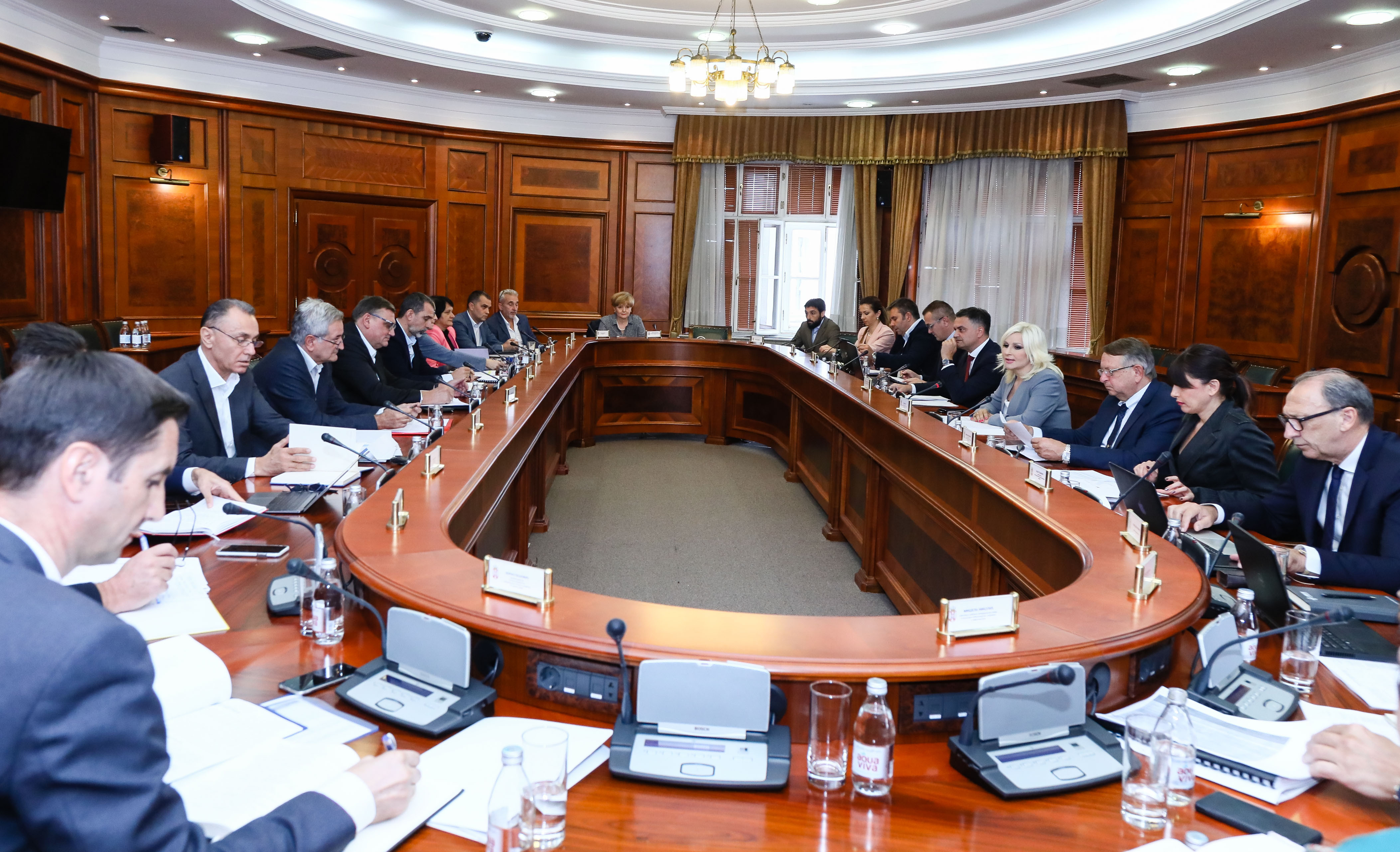 Михајловићева са директорима “Путева Србије”: Нови ауто-путеви стратешки важни, очекујем да се ради 