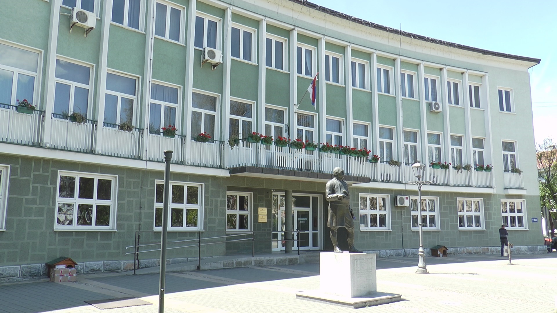 У општини Пожега омогућено плаћање административних такси платним картицама