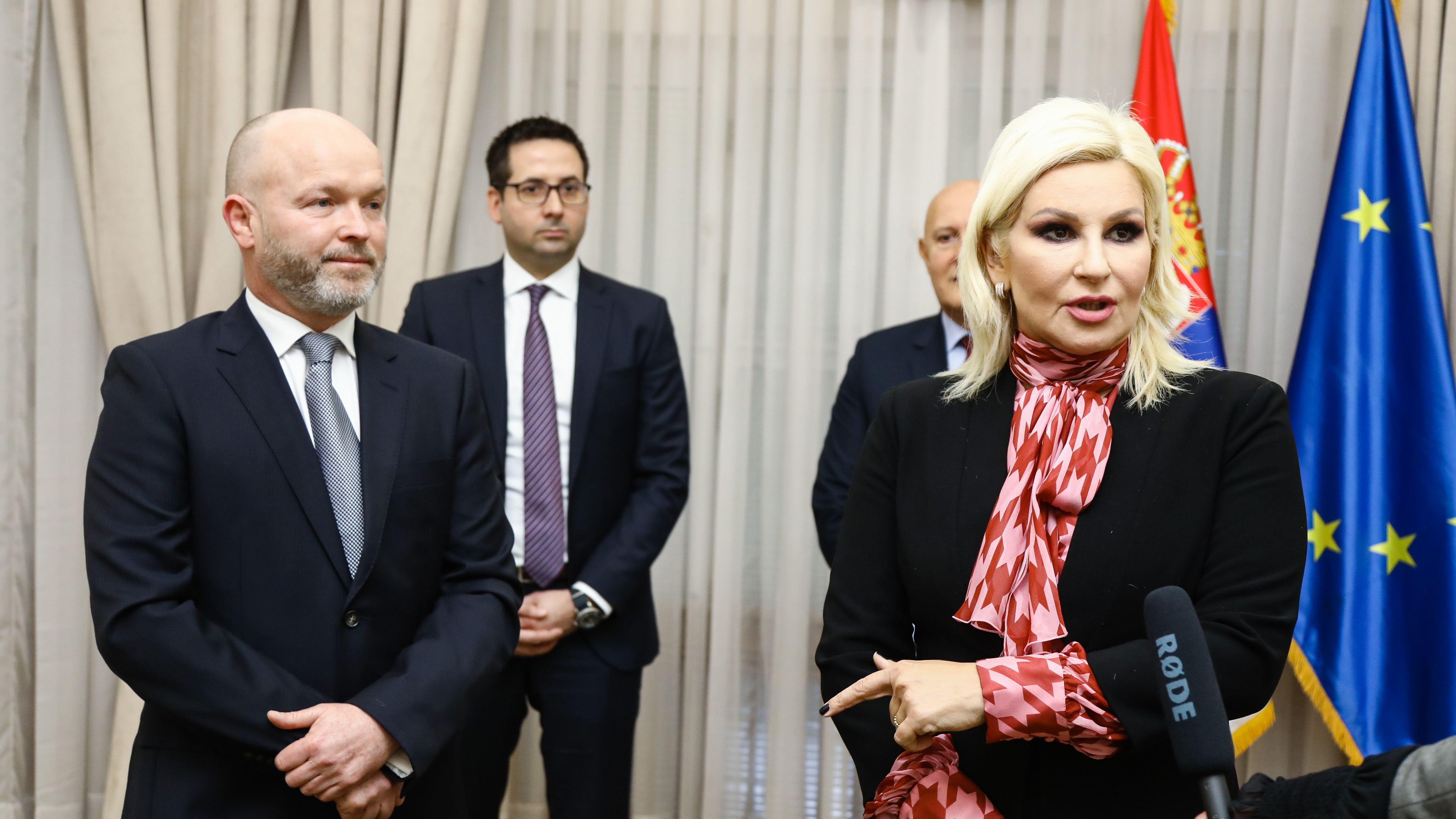 Михајловићева: Од децембра летови с Аеродрома „Морава” за Беч, од марта и за Солун (ФОТО)(ВИДЕО)