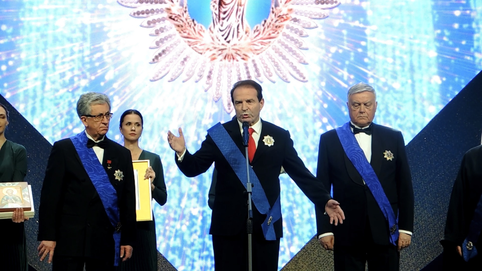 Богољуб Карић подигао Кремљ на ноге: Орден од злата и дијаманата пре њега добио и Владимир Путин 