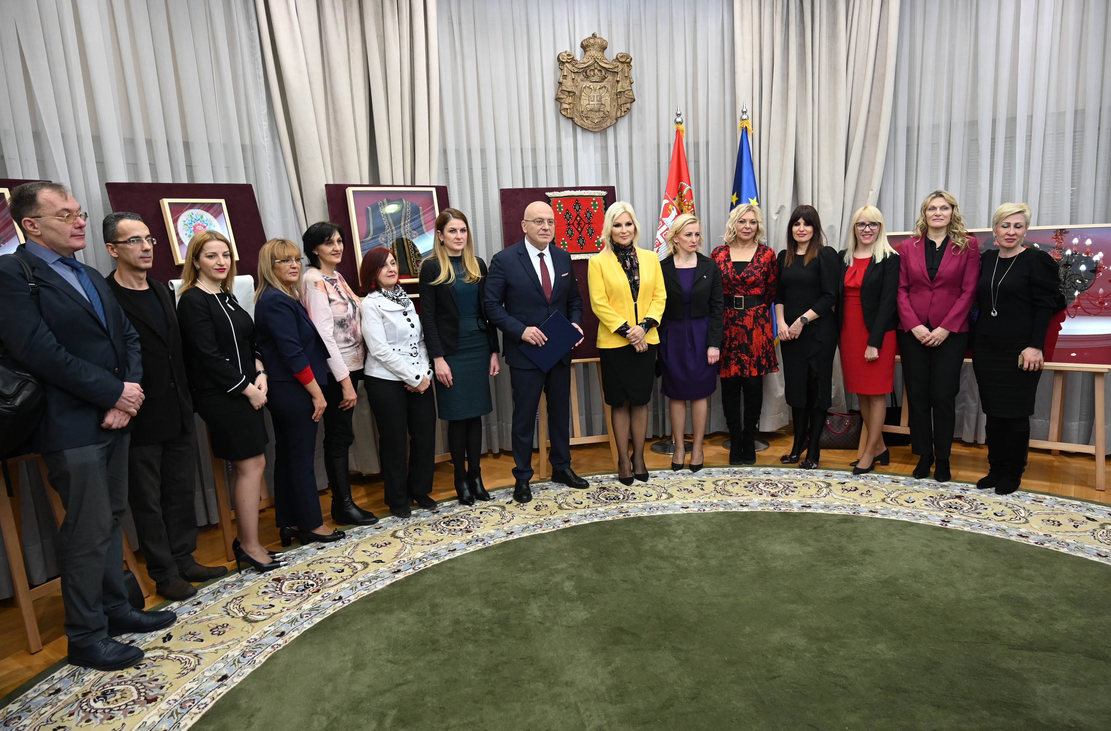 Михајловићева: Иницијатива за упис три српска ћилима на УНЕСKО листу светске баштине