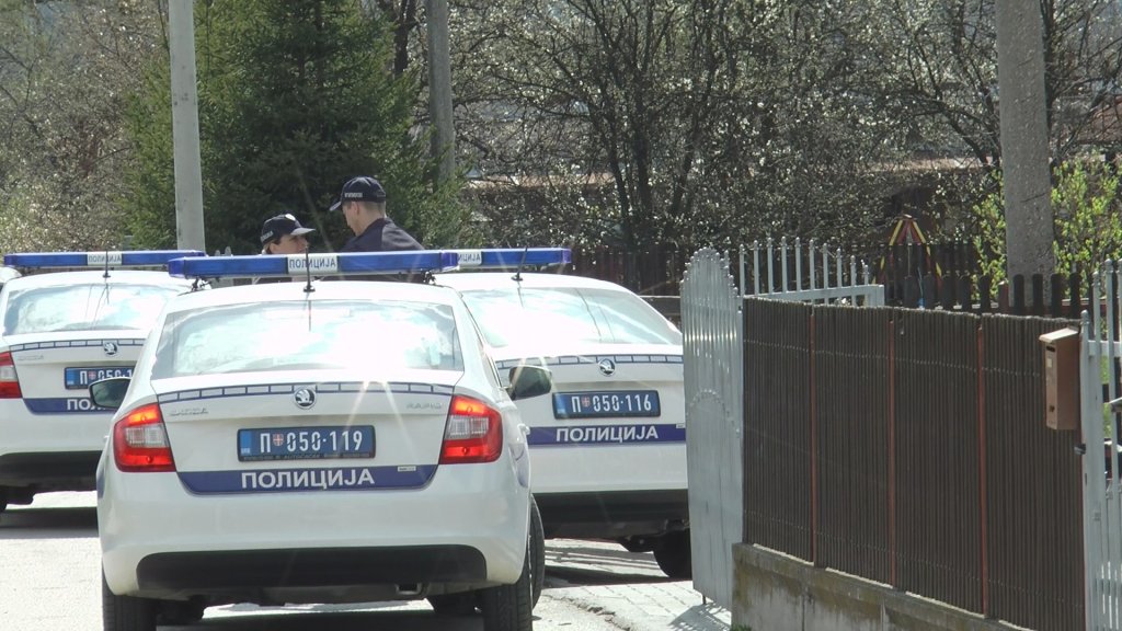 Код малолетника пронађена дрога: Марихуану скривао у стану 
