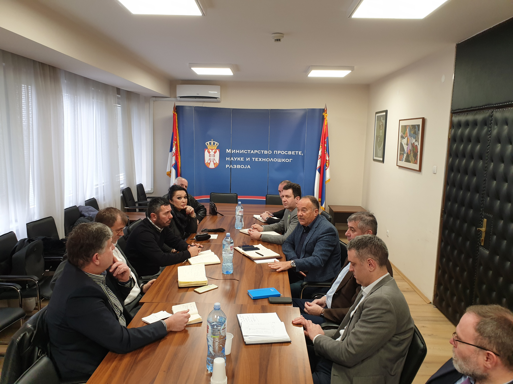Нова радна места у просвети: Шарчевић се састао са представницима  синдиката