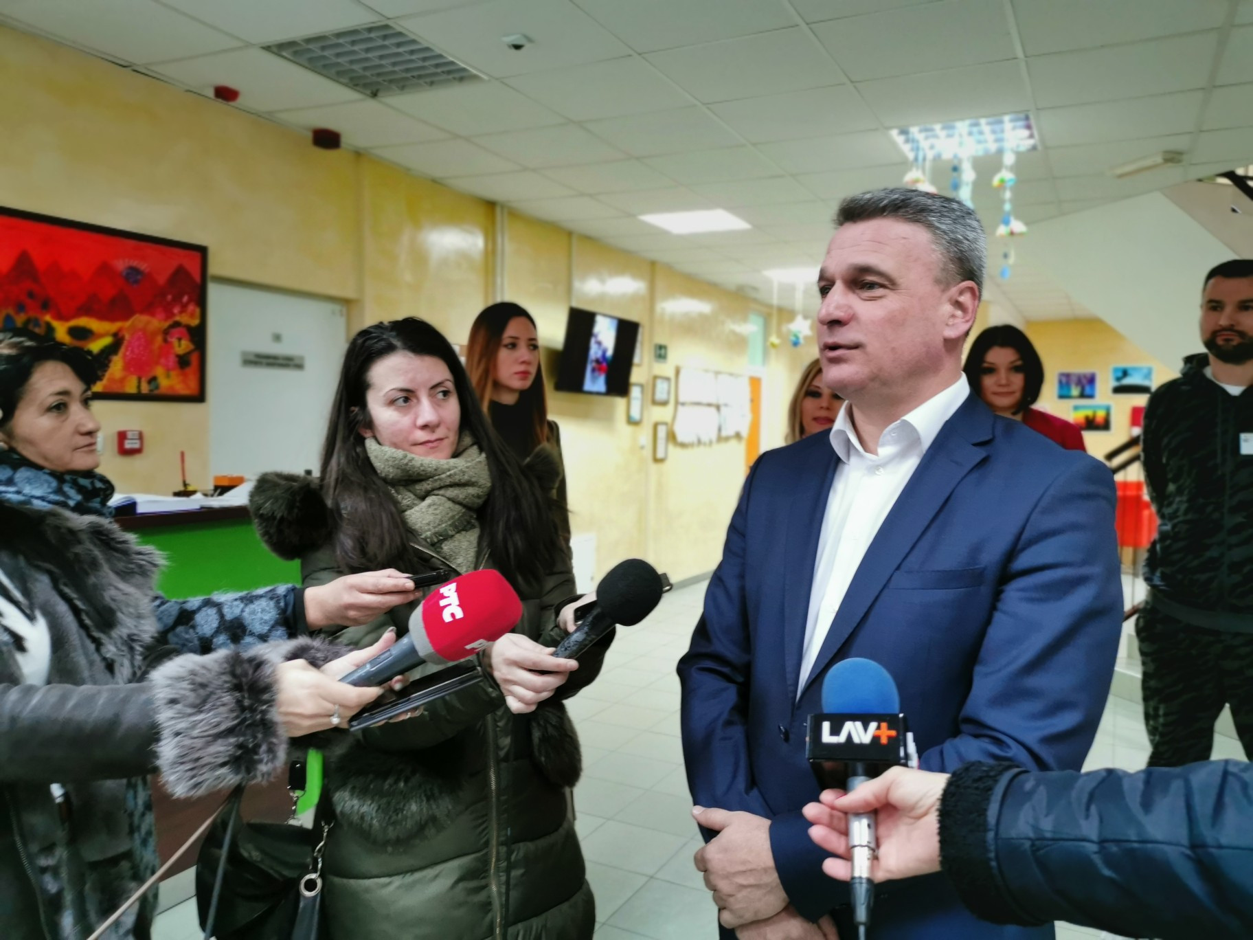 Ђорђевић посетио установу “Зрачак”: Следи унапређење стратегије социјалне заштите (ФОТО)(ВИДЕО) 