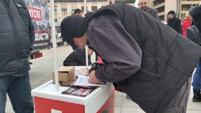 Двери пуном паром у кампању: Кренуо караван "Ослобођење" из Чачка