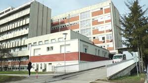 Корона у Чачку: Осам људи у болници, 528 у изолацији 
