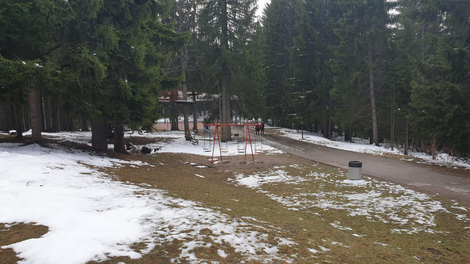 На планини Златар губици 40 милиона динара: Отказанао 20 хиљада ноћења (ФОТО)
