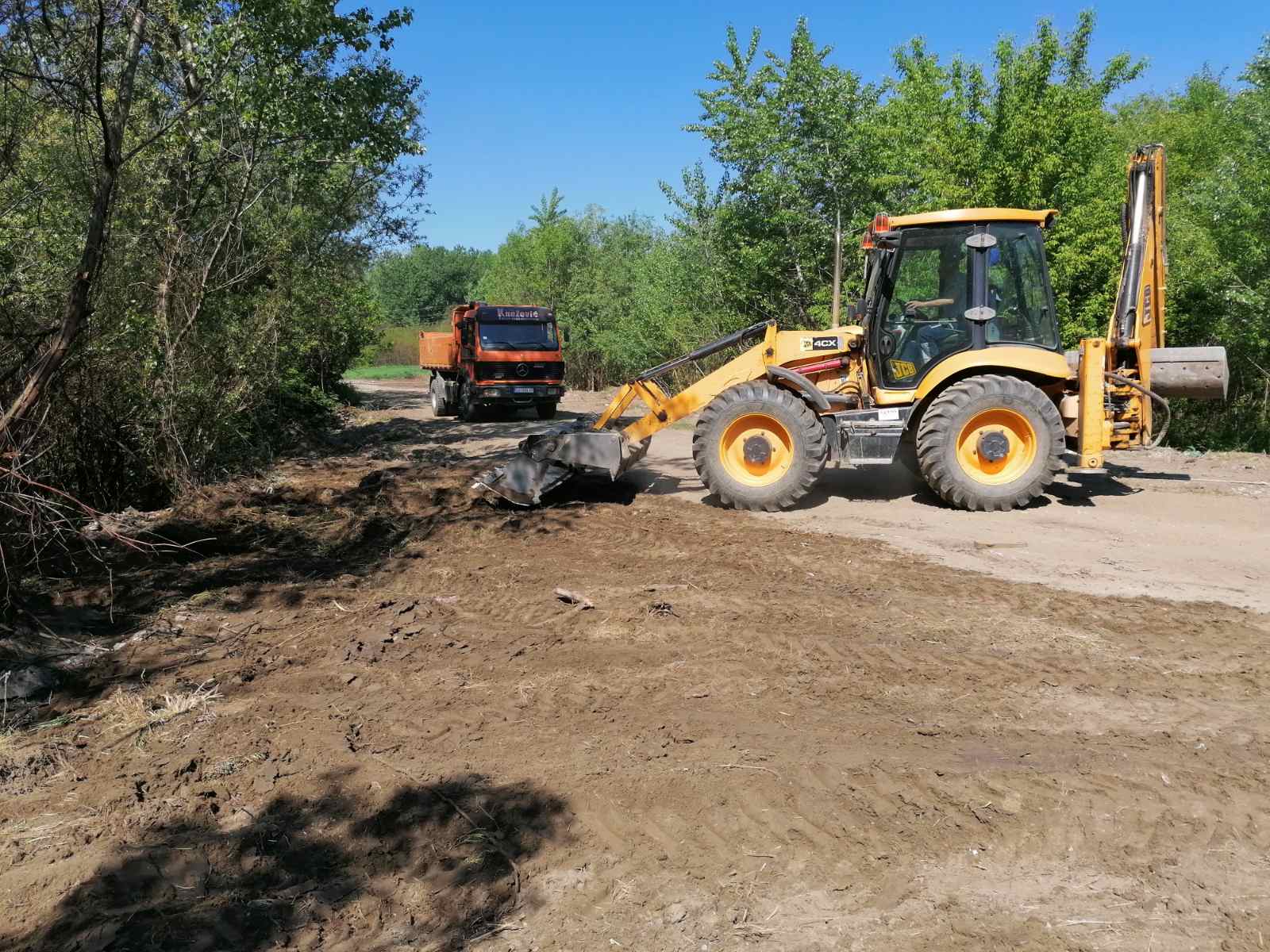 Очишћена највећа дивља депонија: Нема више одлагања отпада на Сајмишту