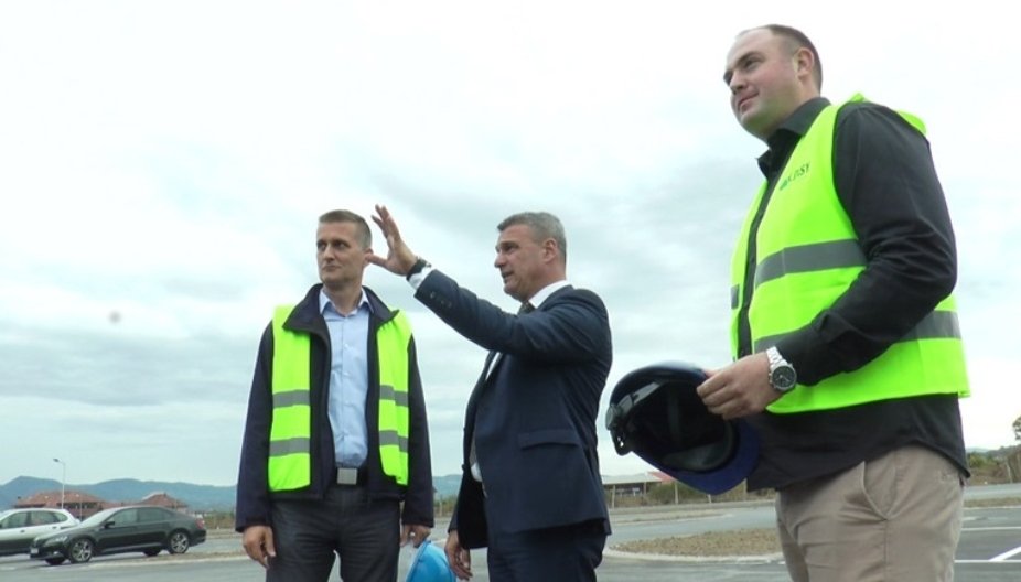 Ево које три велике компаније почињу са радом у западној Србији: Огроман корак напред за привреду у Чачку, Пожеги и Ивањици (ФОТО) 