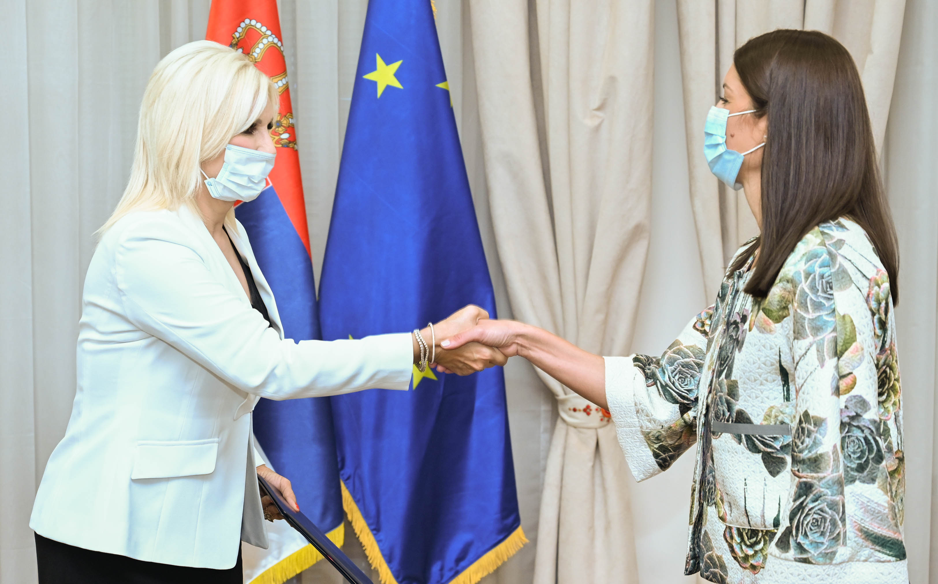Михајловићева потписала Споразум за инклузију Рома и Ромкиња вредан 10 милиона евра