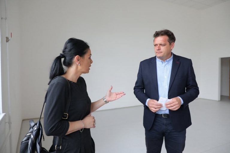Завршена реконструкција командно образовног центра у Крчагову: На 2.000 квдрата два амфитеатра, уложено 50 милиона динара
