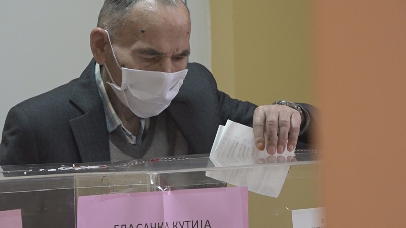 Излазност у западној Србији  до 16 сати: Горњи Милановац и Нова Варош бележе највећи број бирача 