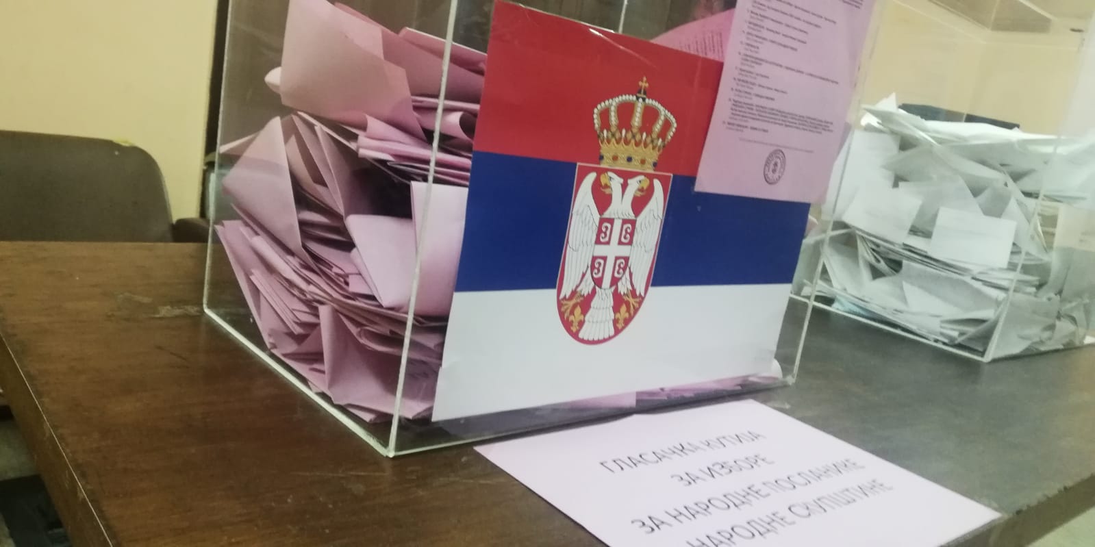 СНС убедљив у Моравичком округу: Највише одборничких мандата освојили напредњаци и социјалисти 