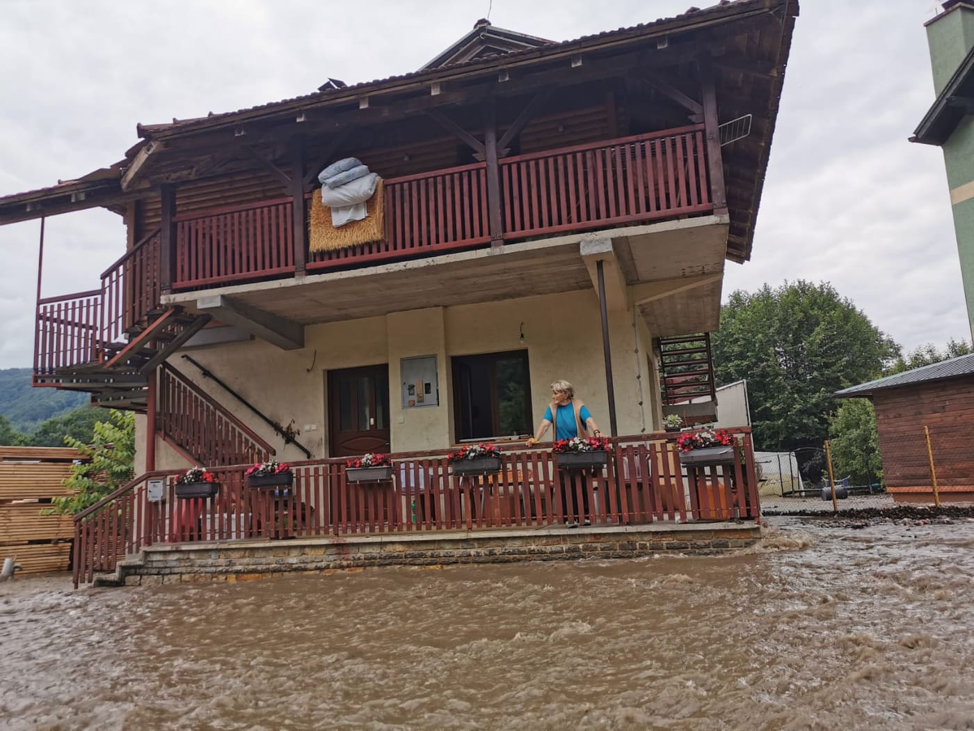Куће у Ивањици и даље под водом, фото: РИНА