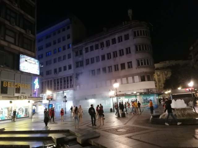 Протести широм Србије: Повређени демонстранти и полицајци