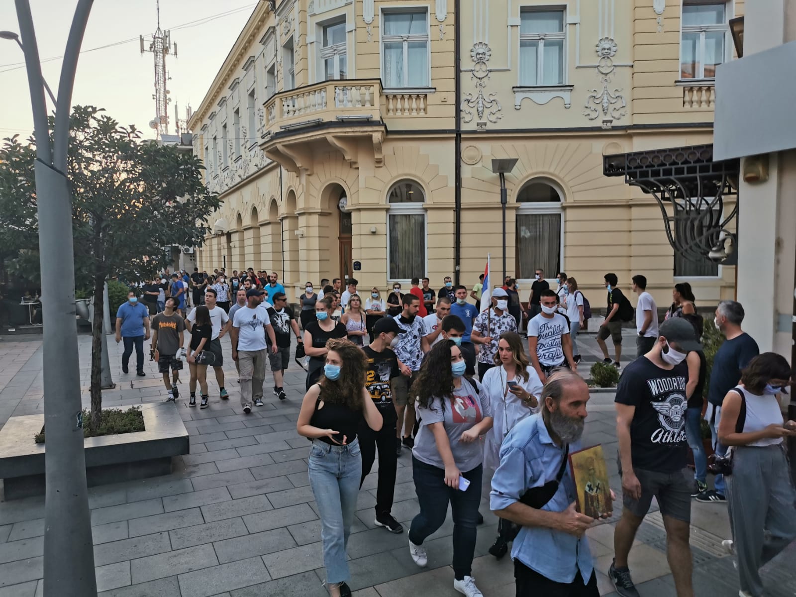Настављени протести у Чачку: Нисмо хулигани, хоћемо да укажемо на пропадање Србије