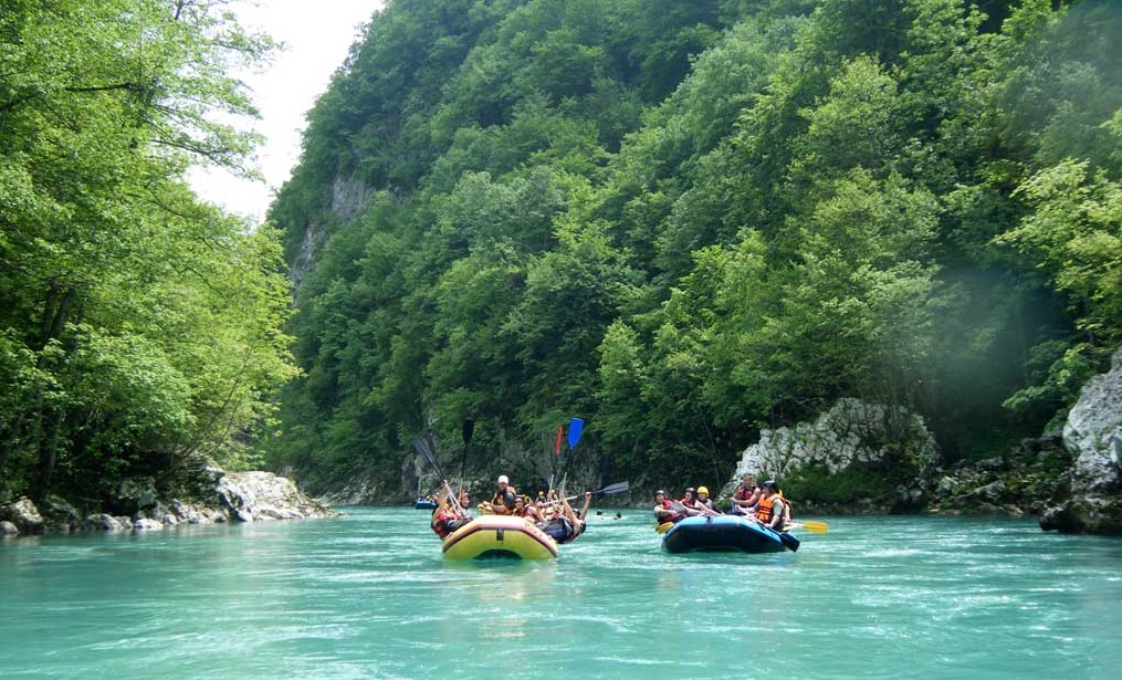 Срби заменили црногорско приморје лепотама кањона Таре/ Фото: РИНА