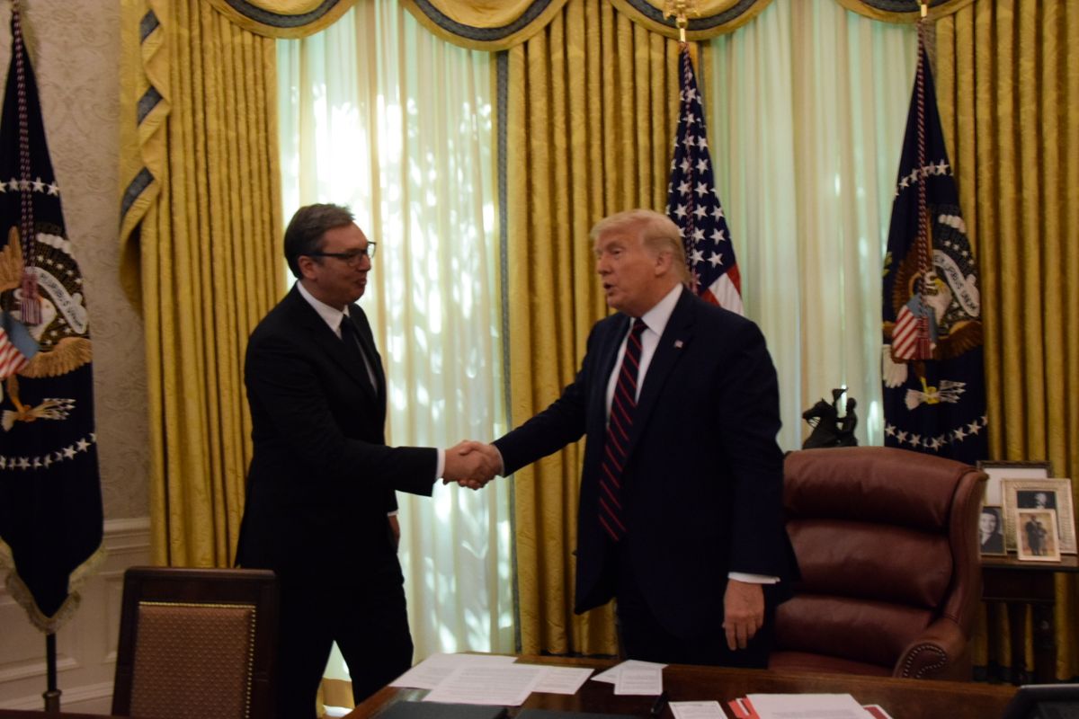 Вучић и Трамп потписали споразум у Вашингтону, фото: Председништво Србије