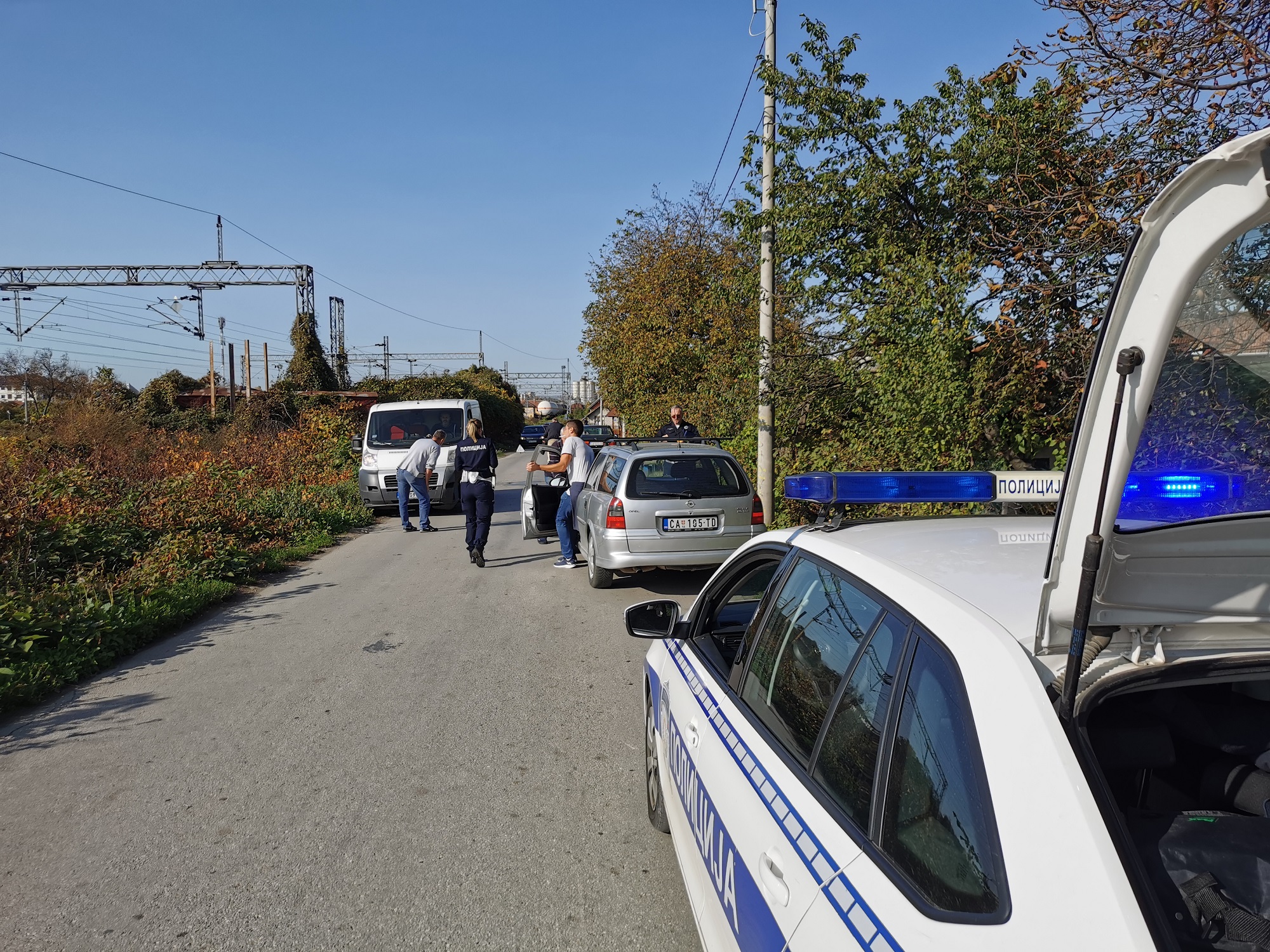 Возач ком је позлило пребачен у Општу болницу у Чачку, Фото: РИНА