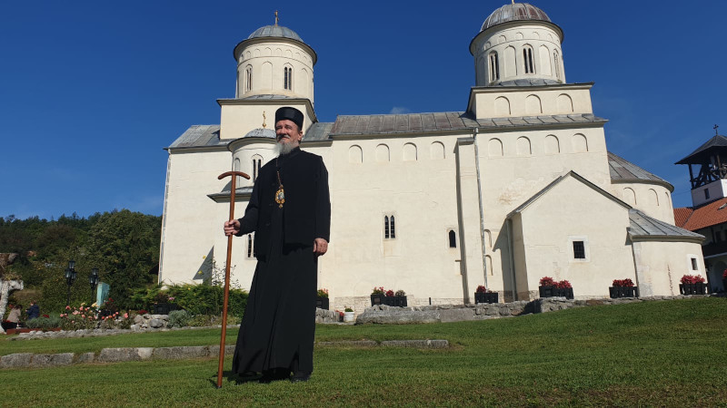 Корона вирус у СПЦ: Заражен владика Атанасије