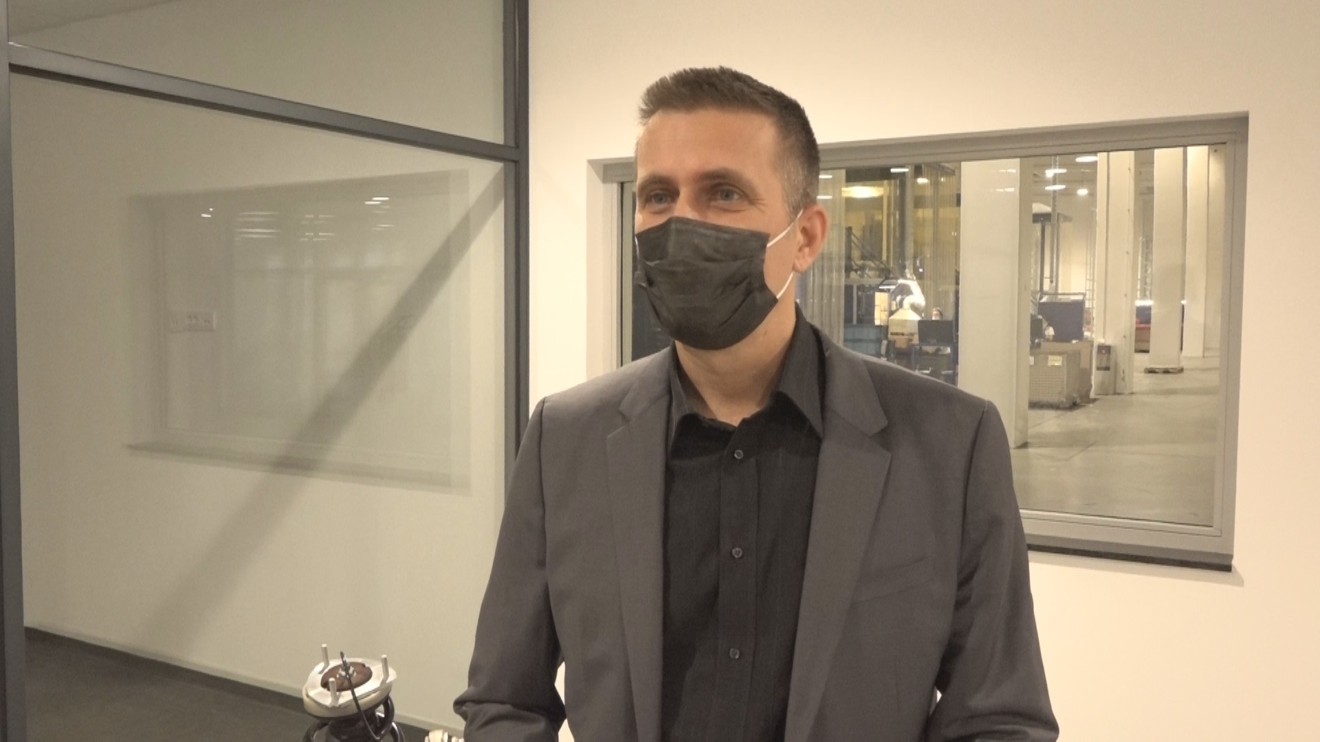 Форверк у Прељини повећао производњу у овој години упркос епидемији: У чачанском погону праве се делови и за електричне аутомобиле (ФОТО)(ВИДЕО)