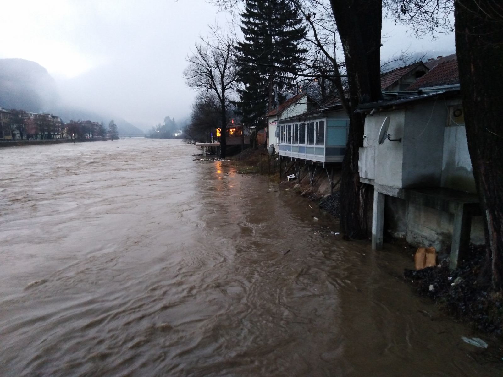 Поплављено пољопривредно земљиште и помоћни објекти, фото: РИНА