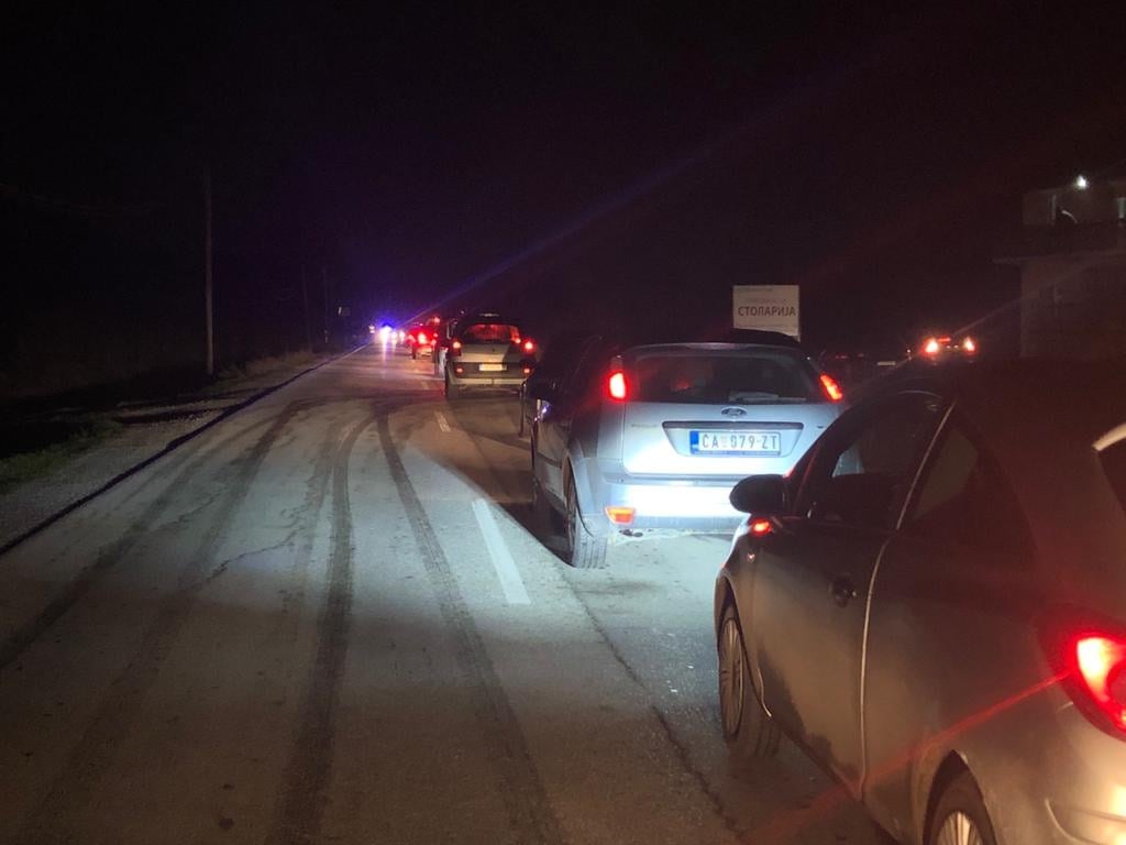 Тешка саобраћајна несрећа у селу Заблаће код Чачка: Аутомобилом покосио жену, изгубила живот на лицу места 
