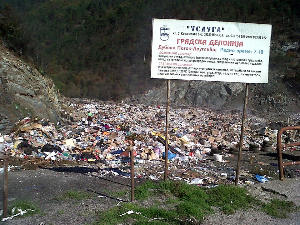 На помолу еколошко ругло на западу Србије: На депонију "Дубоки поток" несавесни грађани довлаче остатке угинулих животиња, челници предузели све мере како би их спречили