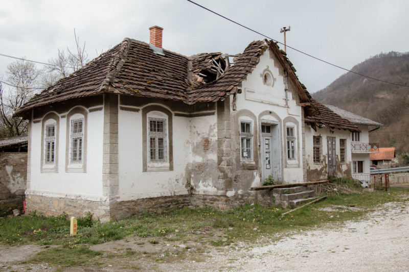 Ова зграда некада је била суд и затвор, а данас чува историју: Реконструкција најстарије грађевине у Црнчи код Љубовије  